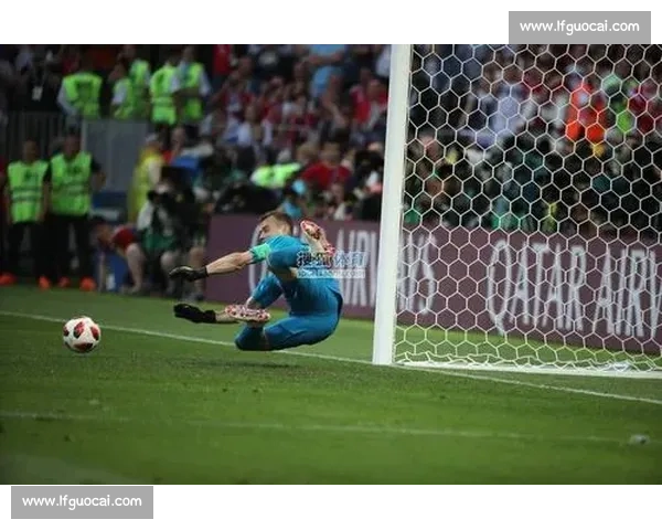 加时憾负难掩门神光芒！约翰 - 维克托封神扑救当选世俱杯全场最佳